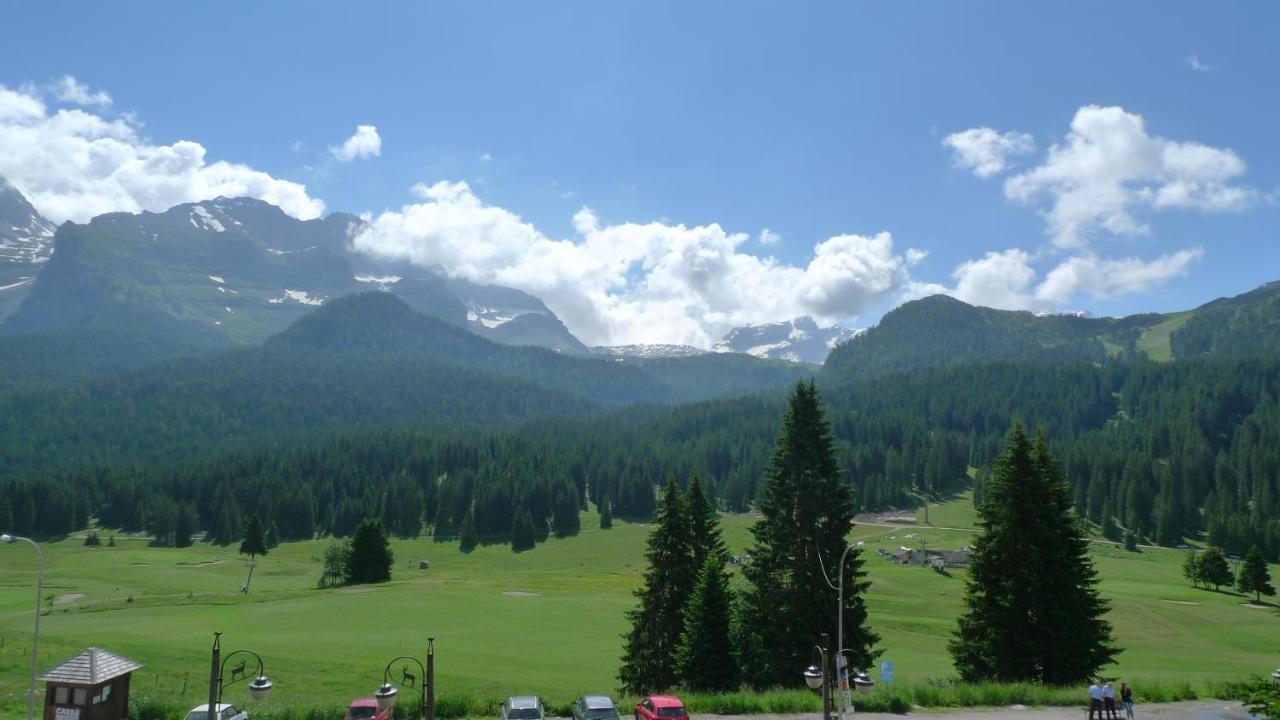 Rta Hotel Catturani Madonna di Campiglio Exterior photo
