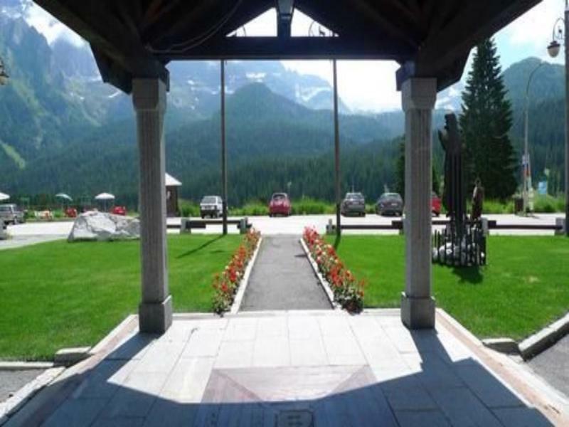 Rta Hotel Catturani Madonna di Campiglio Exterior photo